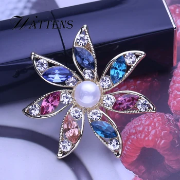 

Pearl Jewelry Noble Flowers Elegant Pearl Brooch Pin Colored Zircon Brooch Natural Pearl Bohemia Brooch Gift Promotion new
