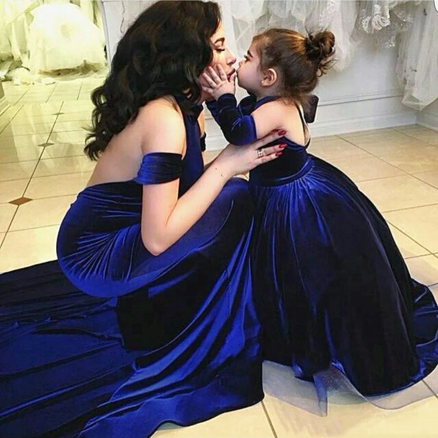 

2021 Morocco Kaftan Evening Dress with Detachable Skirt Two Pieces Red Mermaid High Neck Velvet Prom Gown Arabic Party