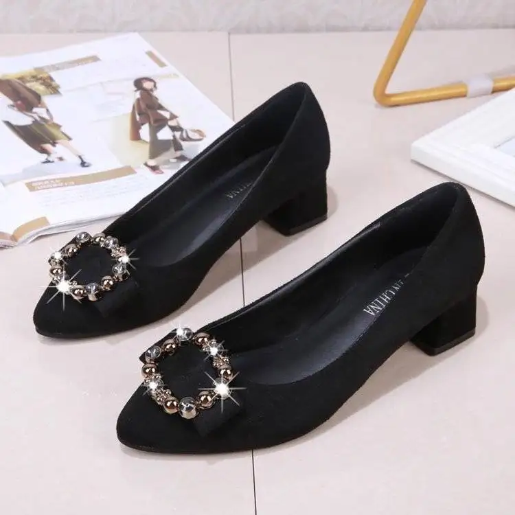 

[35-41 Yards] Spring And Autumn New Style Man-made Diamond Korean-style Low Top Shoes Women's Versatile Elegant Shallow Mouth Th