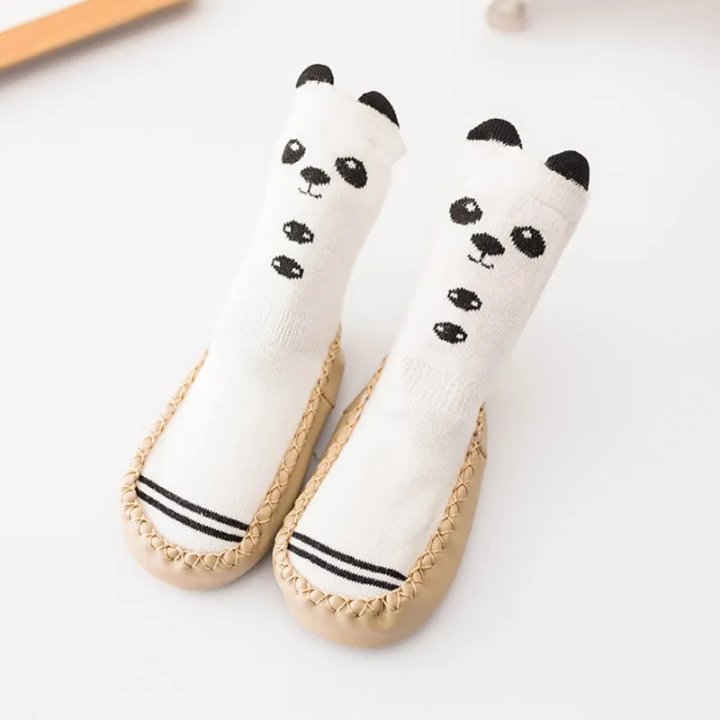 Милые носки для малышей; хлопковые носки с рисунком медведя из мультфильма; теплые Нескользящие ботинки для детей 0-24 месяцев - Цвет: W