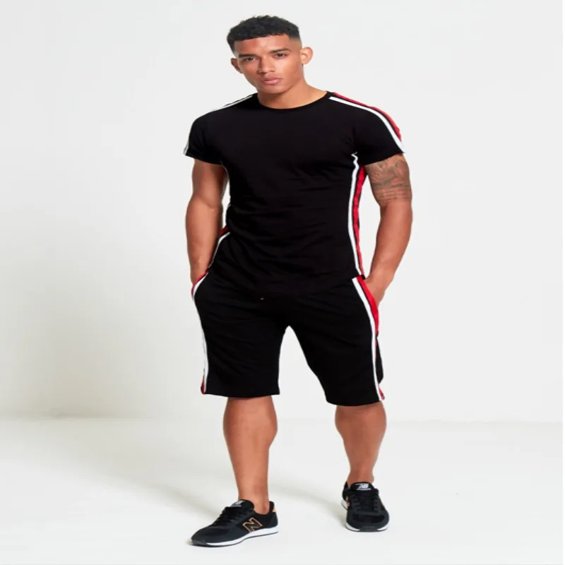 

2020 men's new t-shirt men's sports leisure suit European and American youth color matching short sleeve T-shirt and Shorts Set