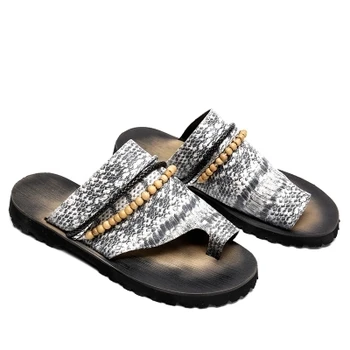 

slippers sandals New serpentine trend personality wild beach shoes clip toe anti-skid tire men's sandals