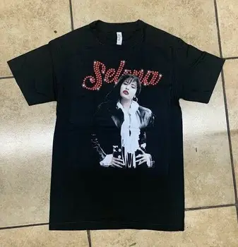 

Selena Retro T Shirt