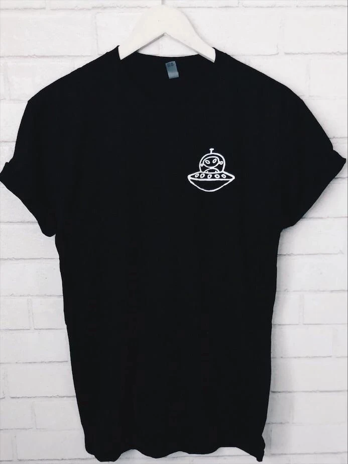 DON’T FOLLOW ME I’M LOST TOO ALIEN (4)_wps图片