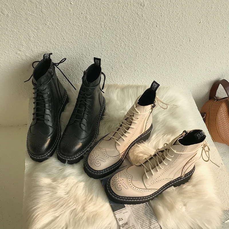 Women Ankle Boots Platform Thick heel Lace Up Brogues Carved Martin Boots Women Autumn Botas Mujer Boots Rubber Shoes