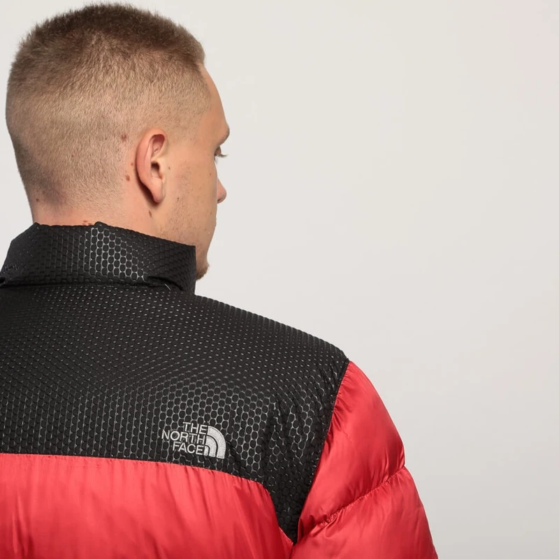 北の顔のコート、nuptse ivネバーオダウン 
