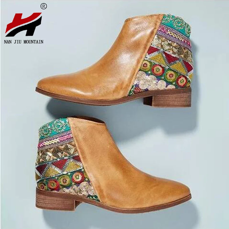 

NAN JIU MOUNTAIN Vintage Ethnic Style 2019 Autumn New Stitching Features Square Heel Short Tube Low Heel Women's Boots Plus size