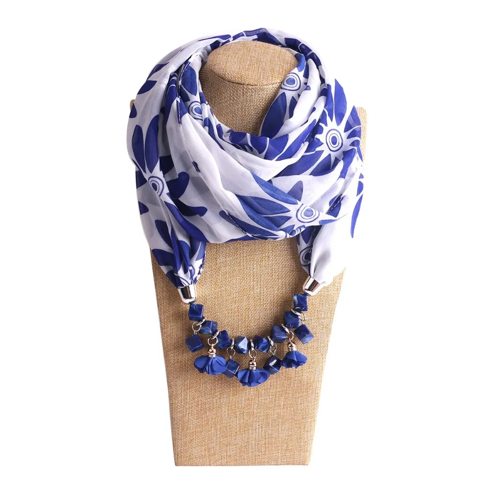 10364383969_115398159