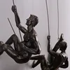 Industrial Style Climbing Man Resin Iron Wire Wall Hanging Decoration Sculpture Figures Creative Retro Present Statue Decor ► Photo 2/5