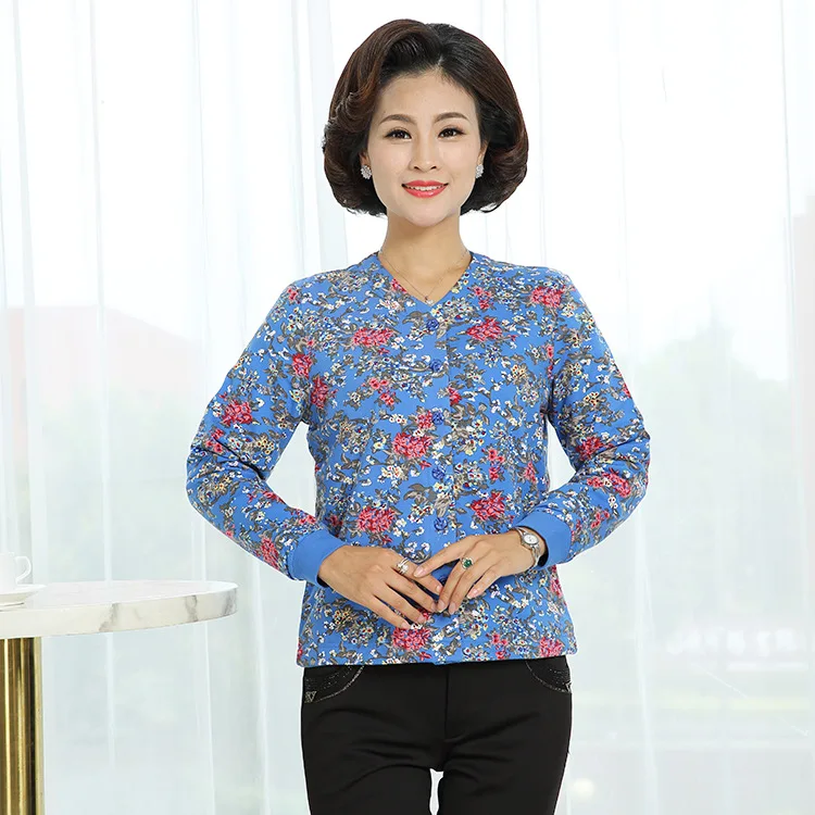 

Direct Selling Warm Breathable Middle-aged Women Dress Mulberry Silk Cotton-padded Clothes Middle-aged Women's Blue Background P