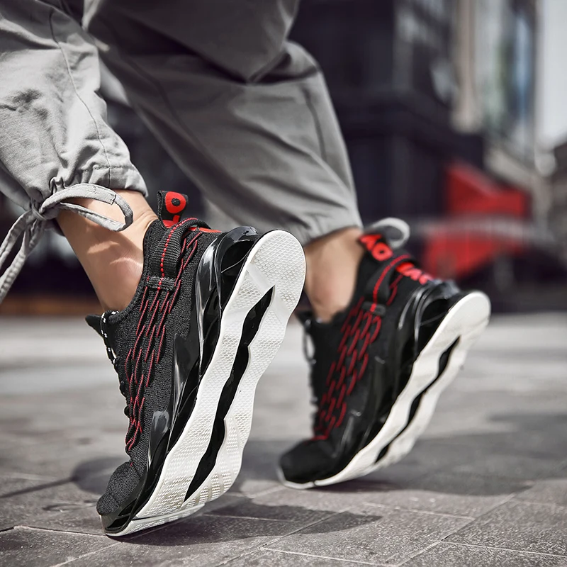 Kopen 2019 Nieuwe Outdoor Mannen Gratis Running Voor Mannen Joggen Wandelen Sportschoenen Hoge Kwaliteit Lace Up Athietic Ademend Blade Sneakers