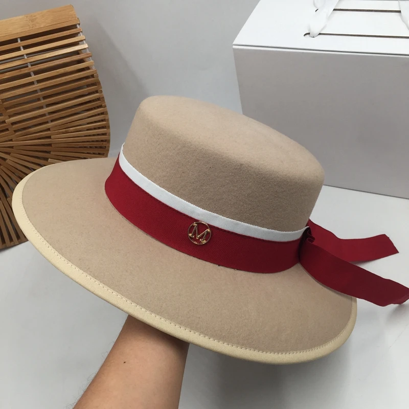 

Wu Jin said Europe and the United States to restore ancient ways with little hat kind of flat cloth female in early spring joker
