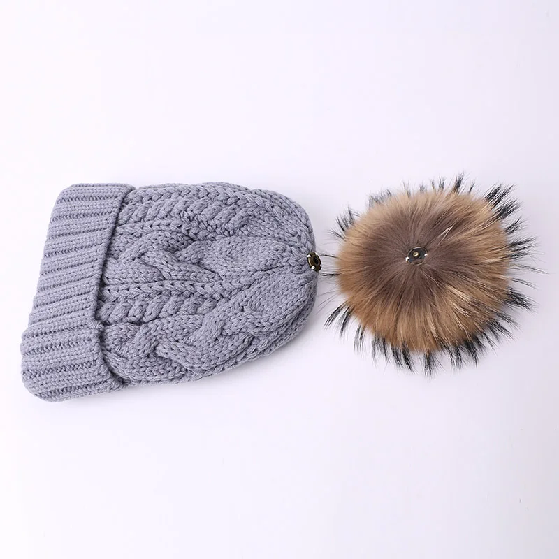 Женская шапка с помпоном для девочек, вязаная шапка Skullies Beanies, шапка на осень и зиму, теплые одноцветные натуральные Полосатые Шляпы из натурального меха енота