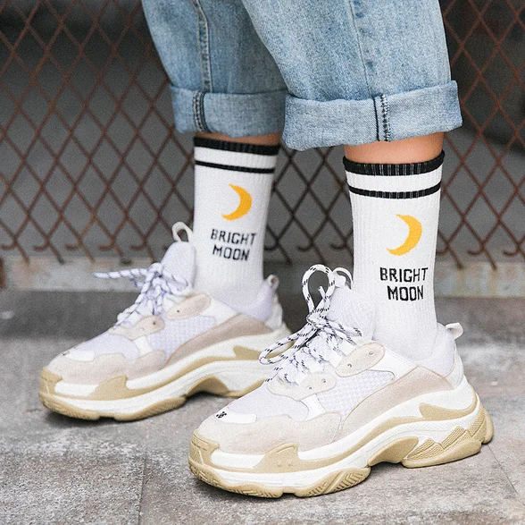 Яркие хлопковые носки в Корейском стиле Харадзюку с английскими буквами; Chaussette Femme; забавные носки в стиле хип-хоп; носки для скейтборда; Лидер продаж