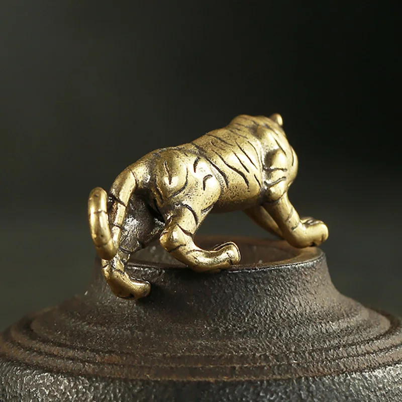 Pure Copper Solid Vintage Tiger Miniature Figurines Table Decoration Accessories Brass King Of Beasts Zodiac Animal Small Statue