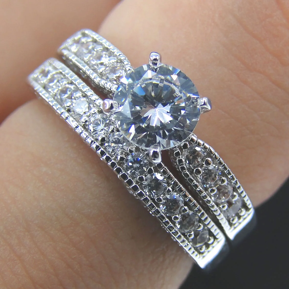 

White Zirconium Ring With Two Parts Jewelry Set For Party Wedding