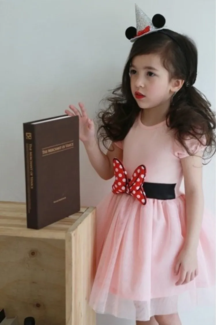Платье для девочек; газовое летнее платье принцессы для девочек; одежда для детей в горошек с изображением Минни Маус; платье для дня рождения; бальное платье