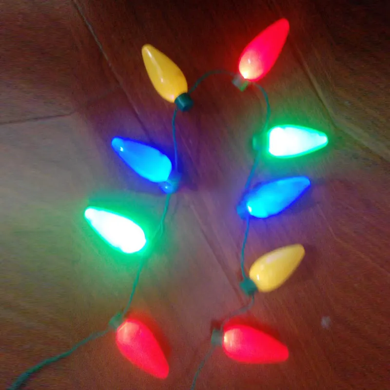 

Festival Necklace LED Light Up Plastic Flashlight Luminous Christmas Party Bulb Necklaces For Adults Kids DEC889