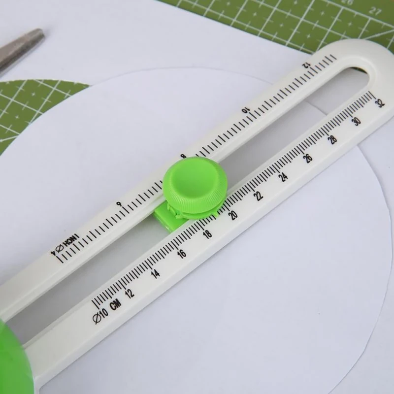 Household Portable Practical High-Quality Household Circle Cutter Plastic Material Beautiful Circle Cutter Household Portable Practical High-Quality Household Circle Cutter Plastic Material Beautiful Circle Cutter