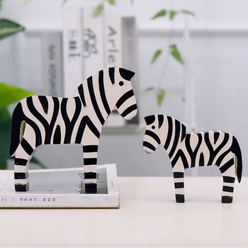 

2pack Wooden Statues Creative Abstract Animal Zebra Sculptures Miniature Figurines Craft for Office Home Decoration Accessories