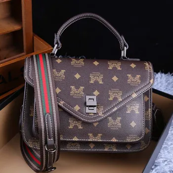 

High Quality Leather 2020 New Fashion Envelope Bag Wild Casual Single Shoulder Messenger Bag Handbags Women Bags Designer