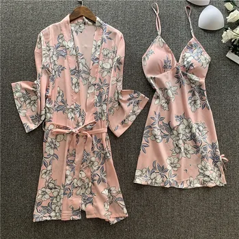

Luxury Robe Gown Set Two Pieces Autumn Sleepwear Women Home Wear Peignoir Set Bathrobe Transparent Kimono Lace Nightdress H5