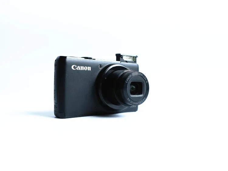 USED Canon PowerShot S95 10 MP Digital Camera with 3.8x Wide Angle Optical Image Stabilized Zoom and 3.0-Inch LCD