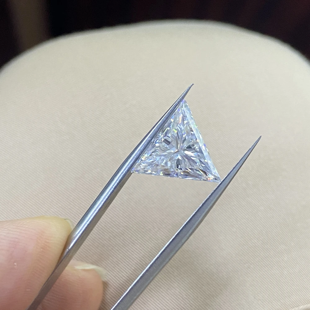 2 Carat Triangle Shape White D VVS 8x8mm Lab Grown Moissanite Diamond Fashion Woman Necklace Gemstone