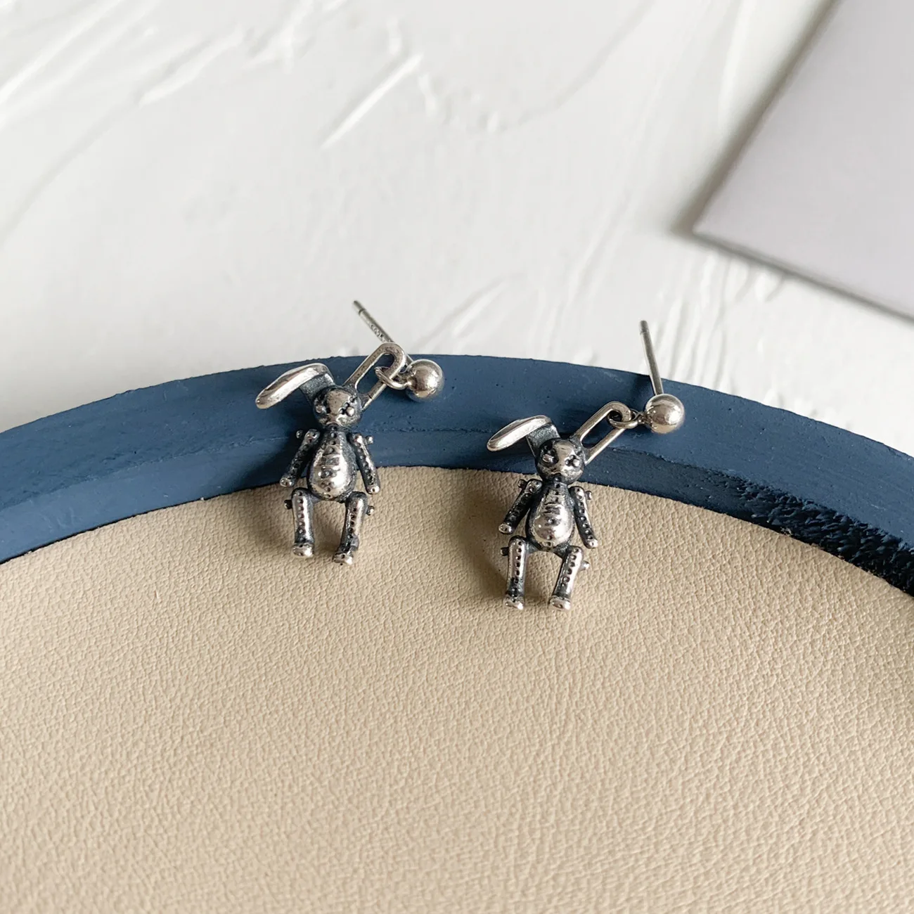 vintage rabbit earrings woman 100% 925 Sterling silver Jewelry fashion Hypoallergenic Tai-silver  Stud earrings for women girl