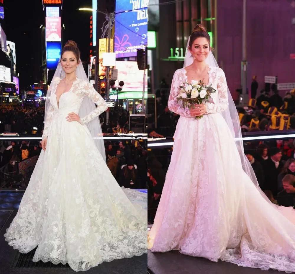2018-new-luxury-full-lace-wedding-dresses-with-sheer-long-sleeves-deep-v-neck-court-train-glamorous-over-skirt-bridal-gown-unique-customized_副本