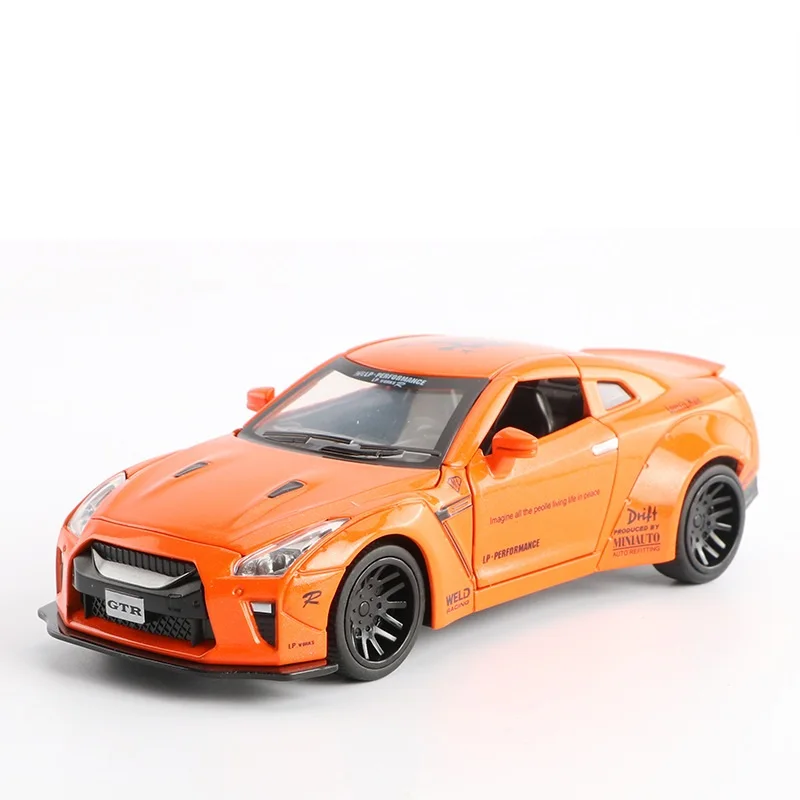 Новая Модель гоночного автомобиля NISSAN GTR 1:32 литой и игрушечный автомобиль