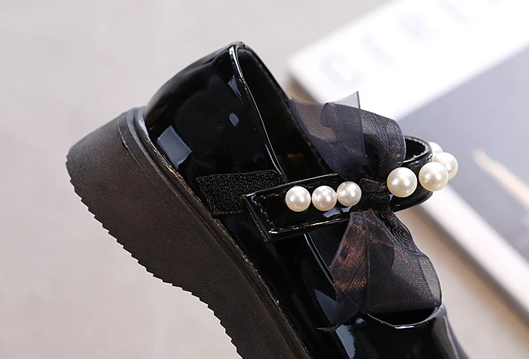 Children's Leather Shoes Rubber Kid's Soft Leather shoes girl's Flat with School Shoes Beading Bow shoe black leather shoes,girls shoes,girls flats