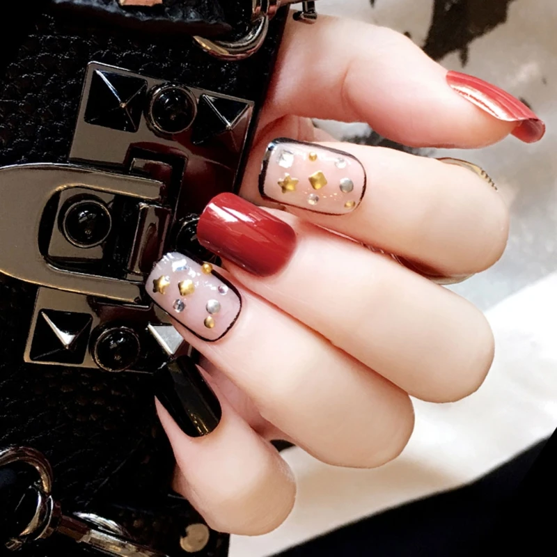 

Black + Red Acrylic Nail Tips Short False Nails Art Fingernails 24Pcs/Set C67
