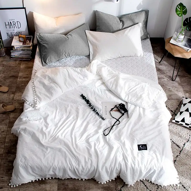 Summer Quilt Solid Color Air Condition Comforter with Little White Pompons Thin Throw Blanket Many Colours Bedding Free | Дом и сад