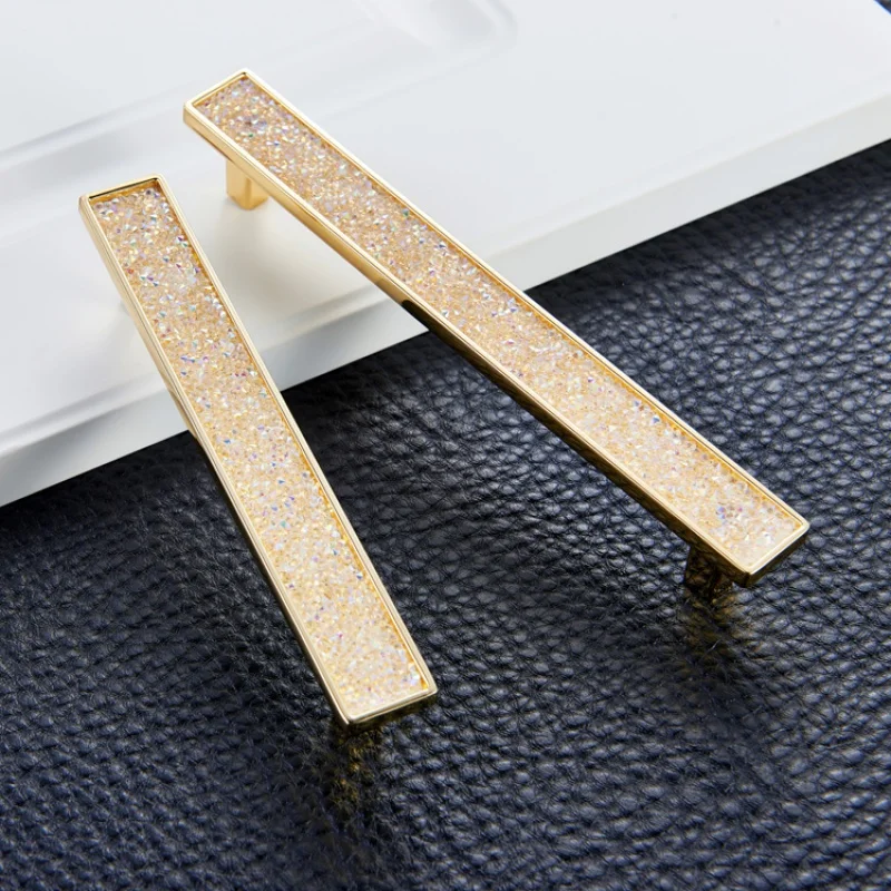 O1CN01AZYleZ1uFFlUszuXV_!!0-item_pic