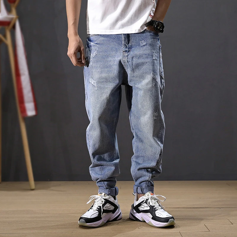 Fashion Streetwear Men Jeans Loose Fit Blue Color Ripped Jeans Men Harem Pants Big Pocket Vintage Designer Hip Hop Jeans Homme