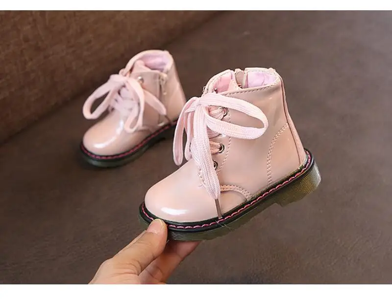 SKHEK новая зимняя детская обувь принцессы из искусственной кожи для девочек, противоскользящие, для ног теплые модные зимние ботинки «мартенс» Размеры для детей от 2 до 6 лет