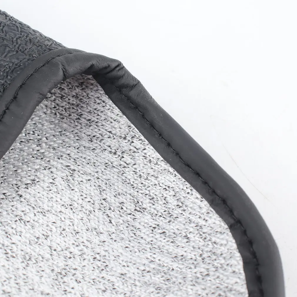 

Fishing Glove For Handing Fish Safety with Magnet Release Catch Fish Gloves Cut & Puncture Resistant with Magnetic Hooks