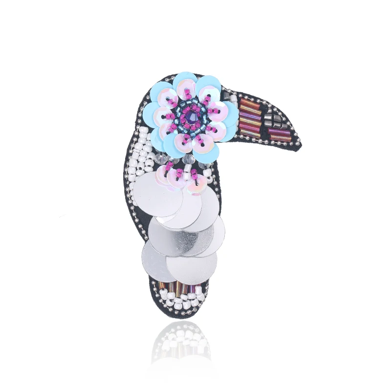 

WEIMANJINGDIAN Brand New Arrival Fabric Parrot with Flower Pins Brooches for Women Garment Accessories