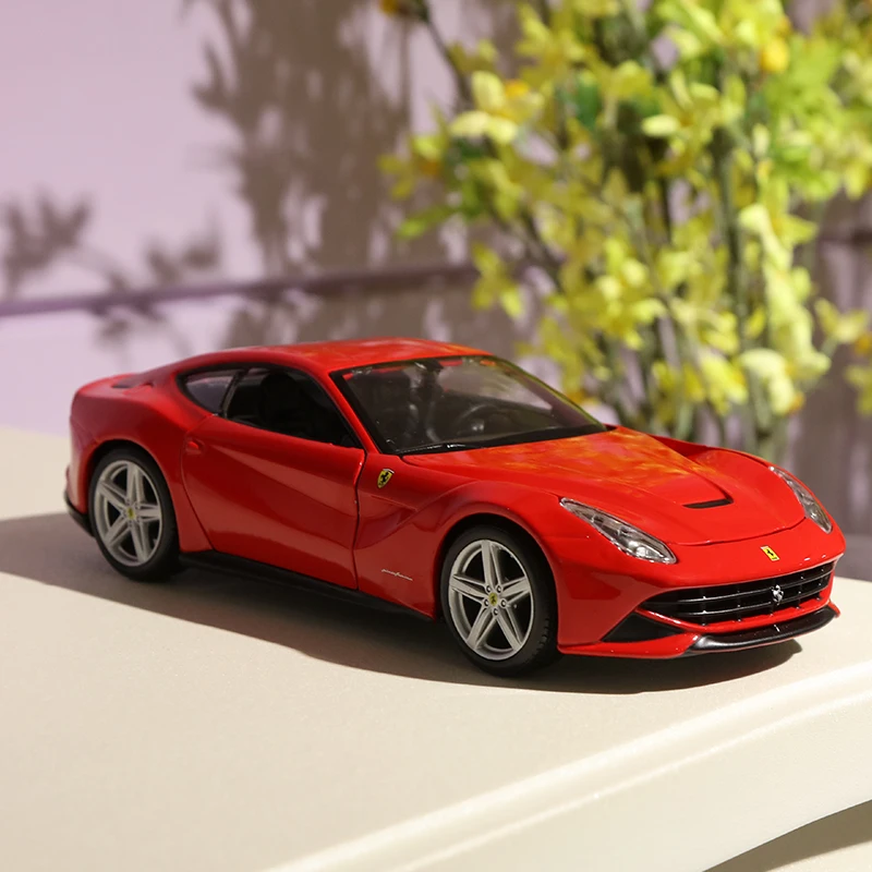

Bburago 1/24 1:24 Scale Ferrari F12 Berlinetta Racing Sports Car Diecast Display Alloy Collectible Model Children Boys Kids Toy