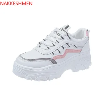 

New women's Yuansu heightening sponge cake shoes in autumn 2019 luminous shoes leisure sports shoes