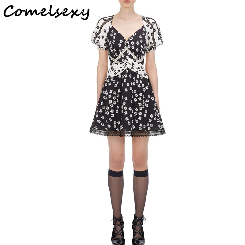 

Self-Portrait Daisy Flower Print Patchwork Hollow Out Black Lace Mini Dress Women Summer V-neck Puff Sleeve Casual Party Dress