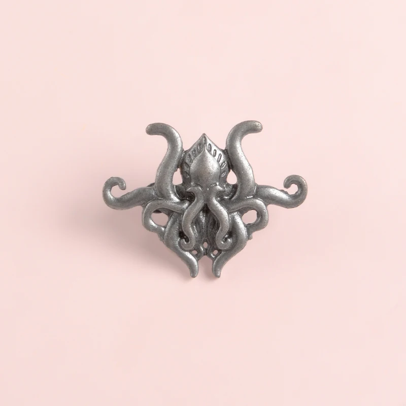 Silver color Octopus Brooch Fiction H.P. Lovecraft Cthulhu Pin Metal Badge Enamel Lapel Pins Gift for fans