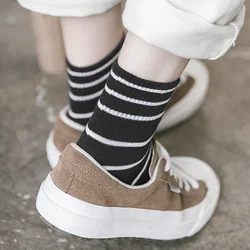 2022 Spring Socks Women'S Stripe Elasticity Japan Style Middle Tube Woman Socks For Women Harajuku Vintage Streetwear