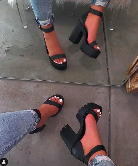 Г., женская обувь Модные прозрачные босоножки из ПВХ женские босоножки на высоком каблуке с ремешком на щиколотке обувь на платформе для ночного клуба