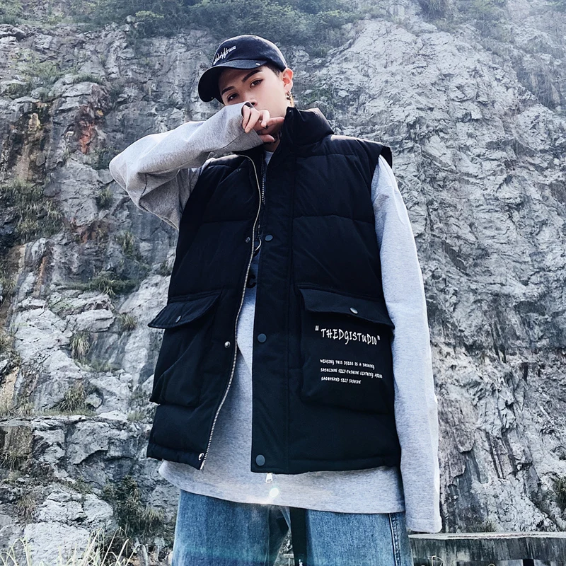 

Oversized Thick Sleeveless Jackets and Waistcoats for Men Vests Winter Clothing with 2 Pockets Harajuku Fashion Cargo Streetwear