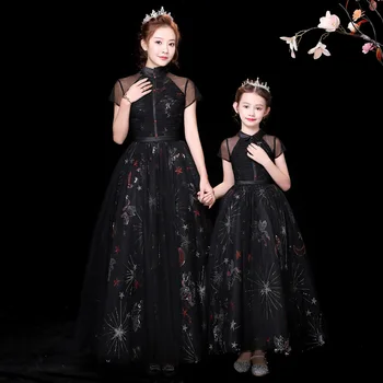 

Mother Daughter Lace Wedding Dresses Flower Print Family Look Summer 2020 New Mom and Daughter Long Dress Family Match Outfits