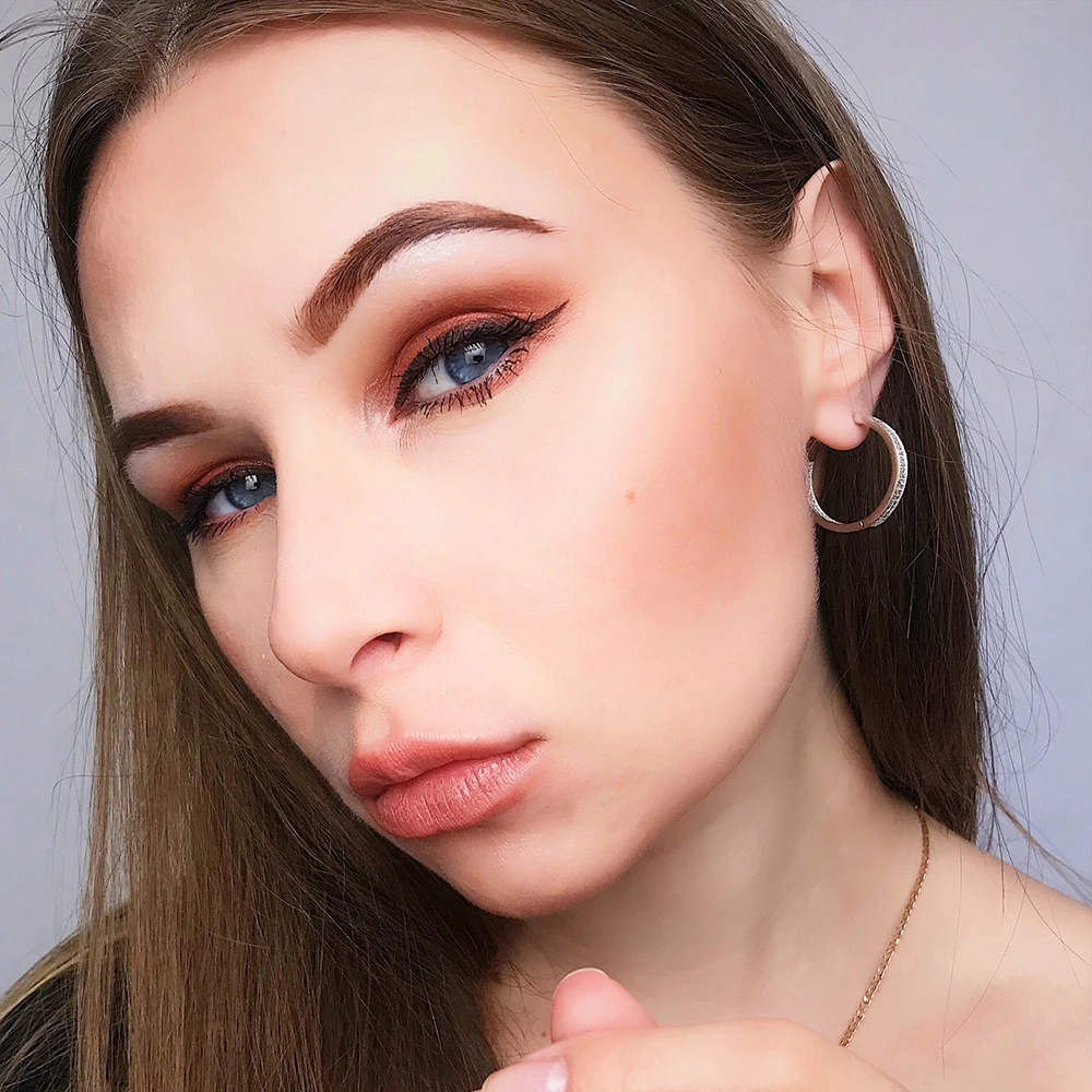 silver hoop earrings (1)