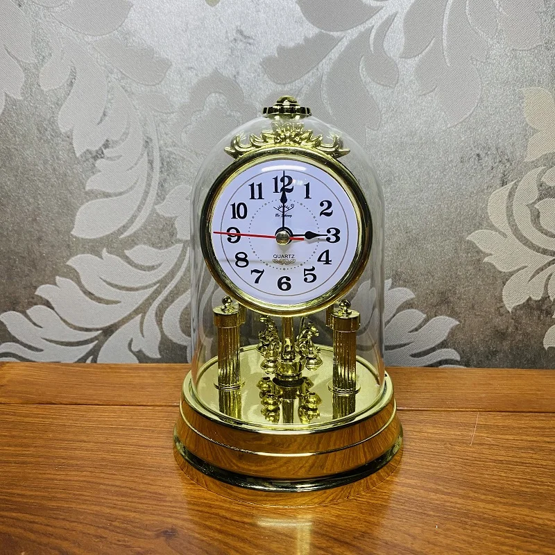 Retrolivingroomclocksilenttableclockrotatingpendulum.jpg