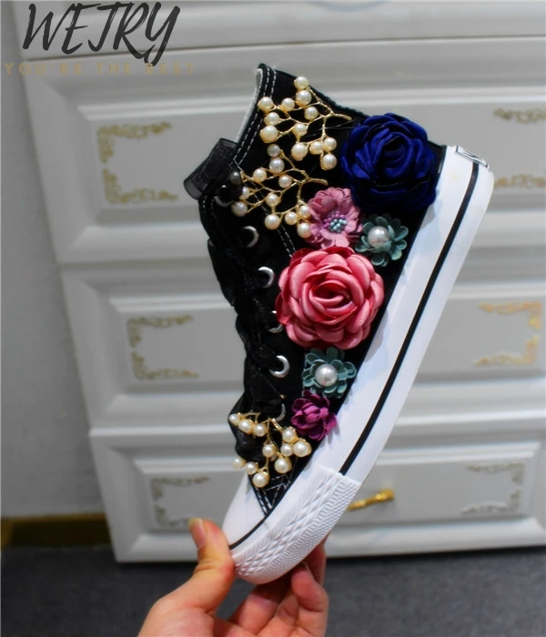 

Summer Sneakers Wedges Canvas shoes Women's casual shoes Women's handmade custom Three-dimensional sequins Flowers White Flat